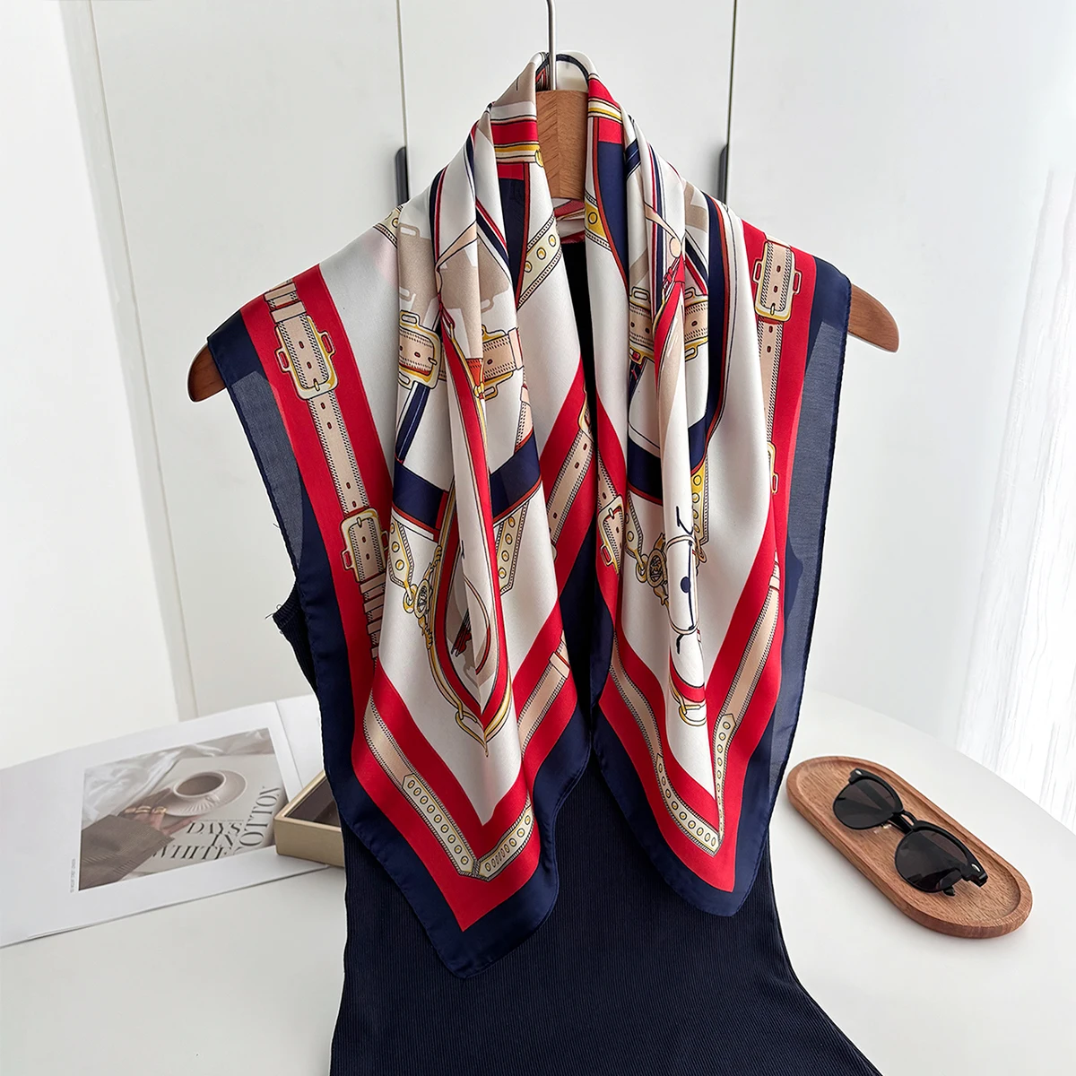 Pañuelo cuadrado de lujo para mujer, con tacto de seda, foulard, cinta para el pelo, chal y envoltura, novedad de primavera