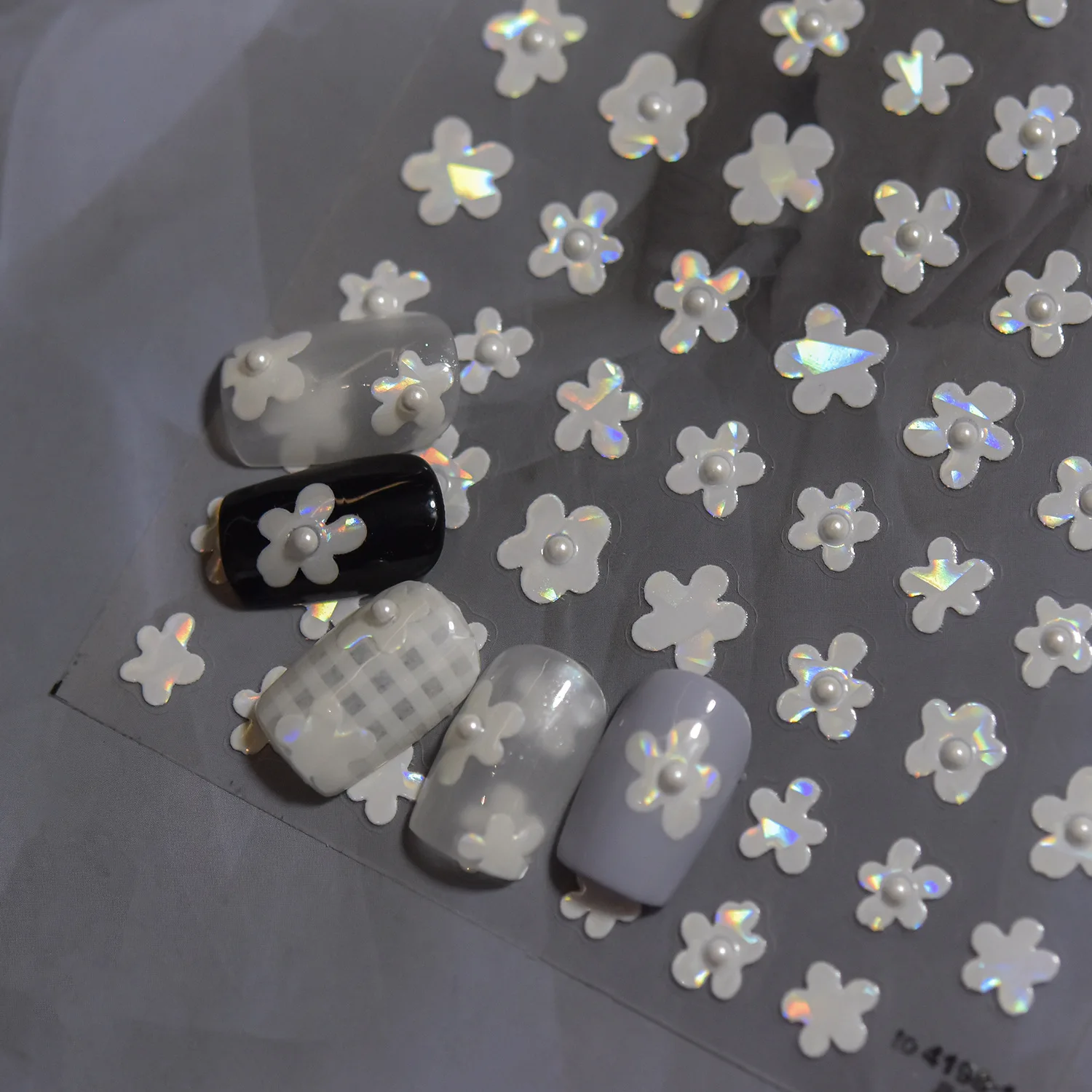 1 Stücke 5D Laser Weiß Fünf-blütenblatt Blume Nail art Aufkleber mit 3d Strass Floral Selbstklebende Nagel Aufkleber blüte Nail art Dekor