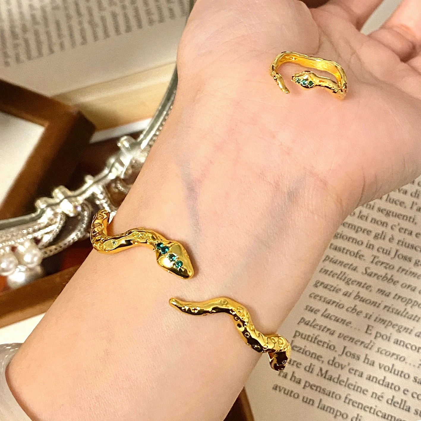 

Fashion K18 Gold Color Snake Bangle Ring Sets for Women Birthday Valentine's Day Open Bangle Jewelry Gifts Not Fade