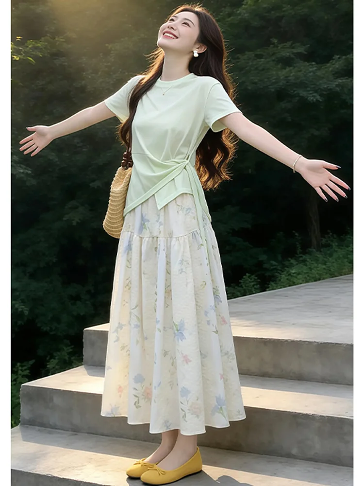 

Floral Print Short Sleeve T-Shirt And Skirt Set Women's Fashion Casual Wear Breathable Medium Thickness Non-Fleecelined