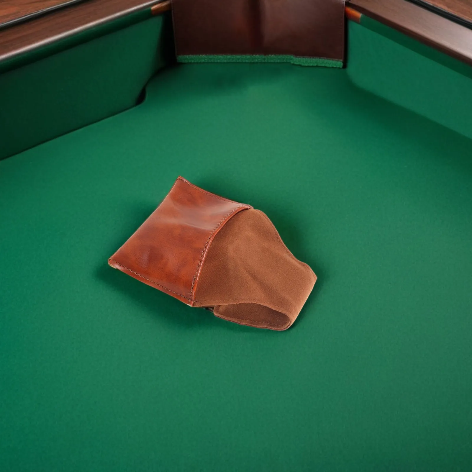 

Pool Cue Portable Billiard Powder Bag Chalk Case Holder for Brown Protective Supply