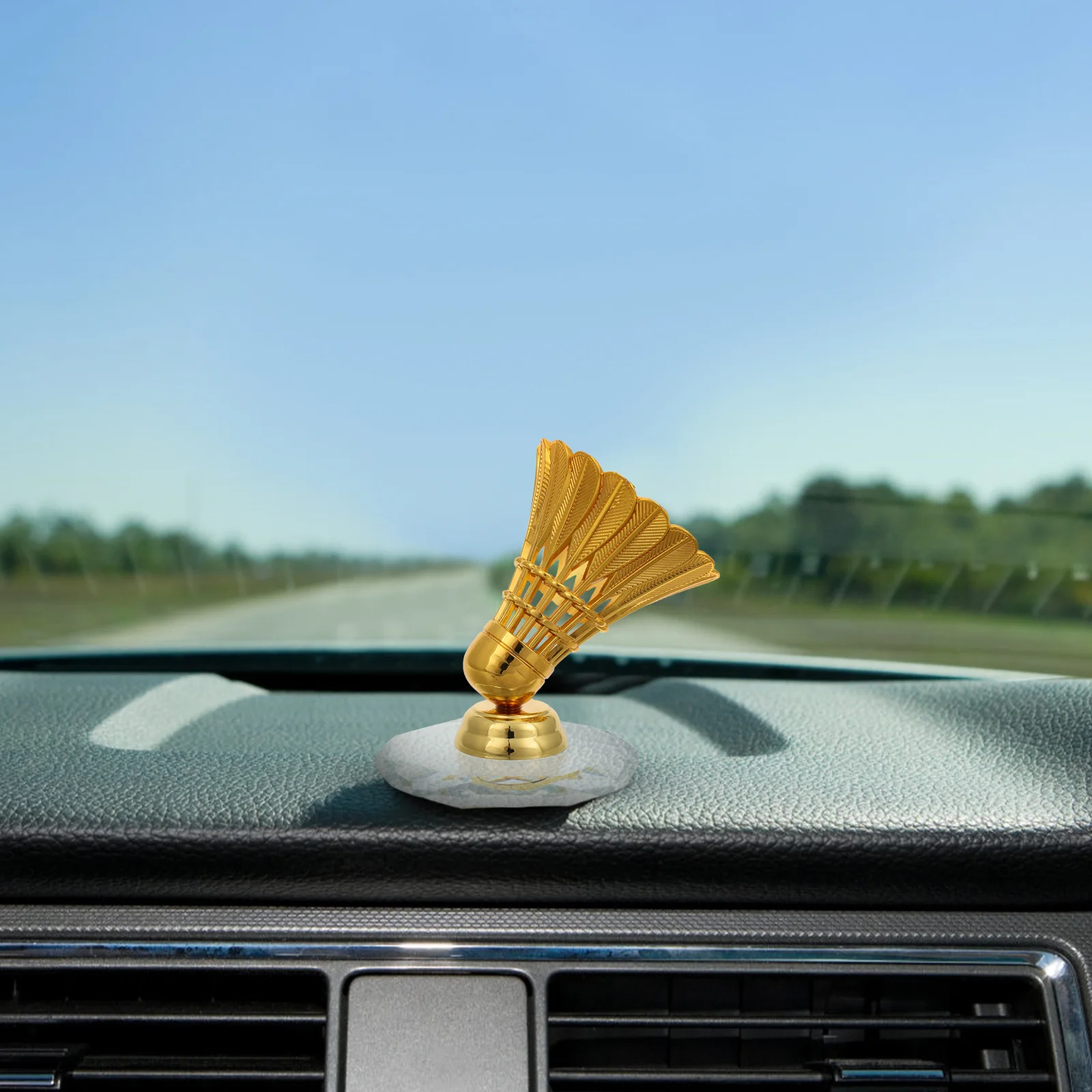 

Decorative Badminton Shuttlecock Car Dashboard Ornament Elegant Silver Sculpture Auto Interior Accessory for Badminton
