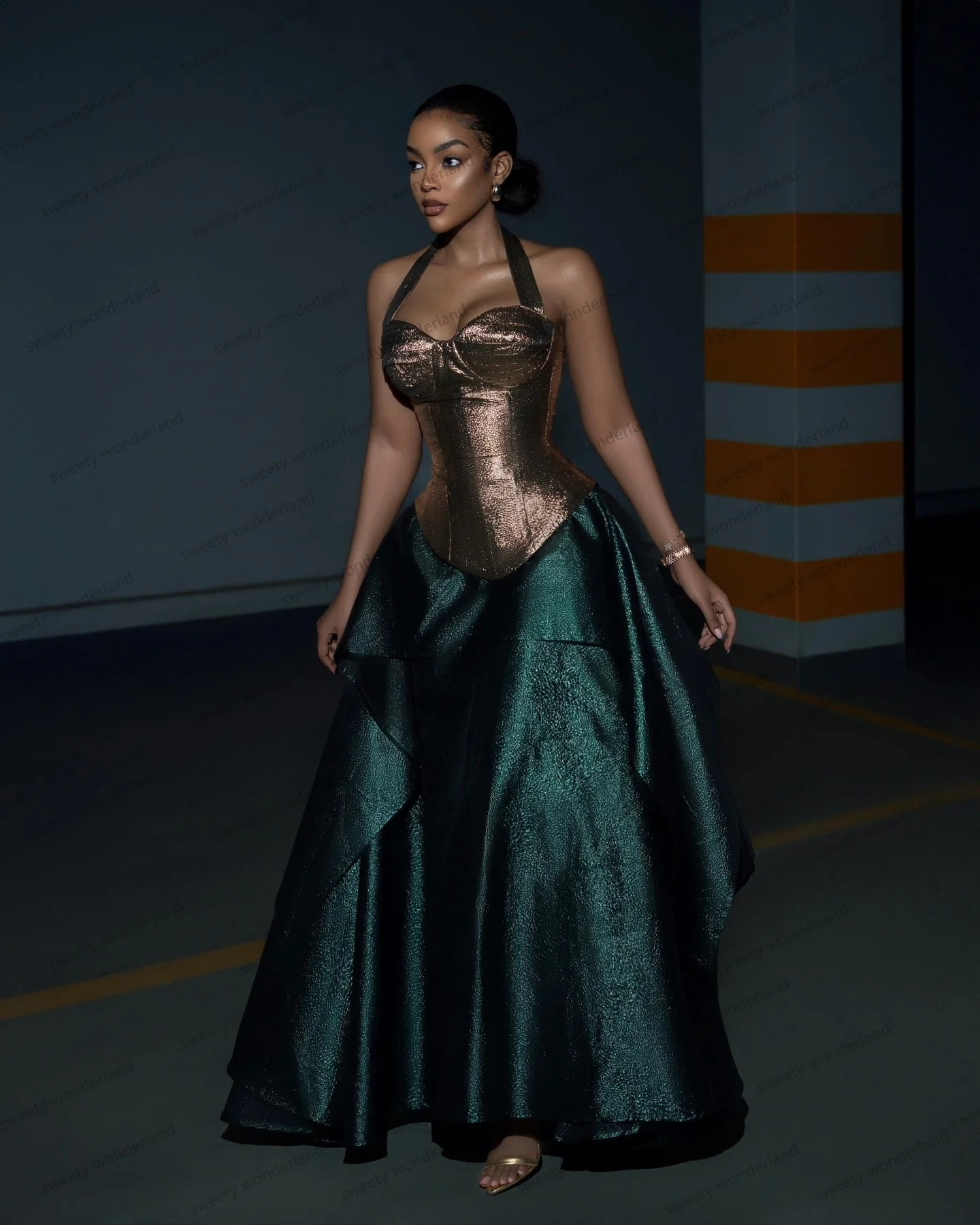 Elegant Patchwork Evening Dresses Halter Neck Layered Prom Dress Plus Size Formal Party Gown Gala Vestidos Customized