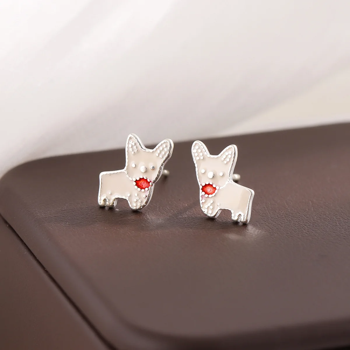 Fashion Cute Little Dog 925 Sterling Silver Jewelry Sweet Personalized Animal Stud Earrings  E135