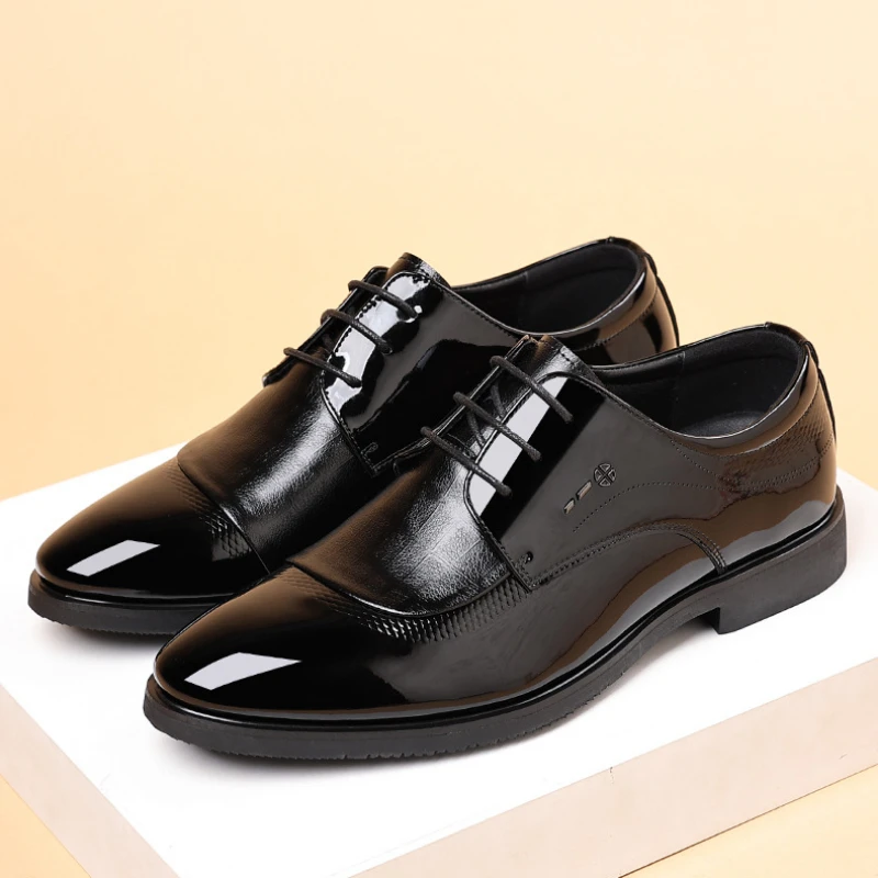 Fashion Patent Leather Business Men's Dress Shoes New Black Increase Male Wedding Shoes Designer Platform Man Derby Shoe