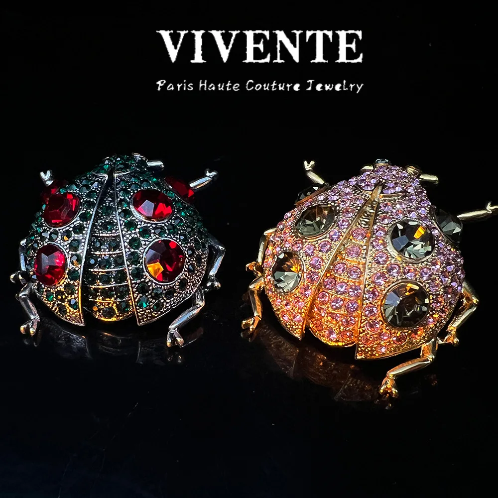 Vintage Exquistie Crystal Ladybug Pin Jewelry For Women Men Retro Classic Rhinestone Shining Boutique Insect Badges Brooches