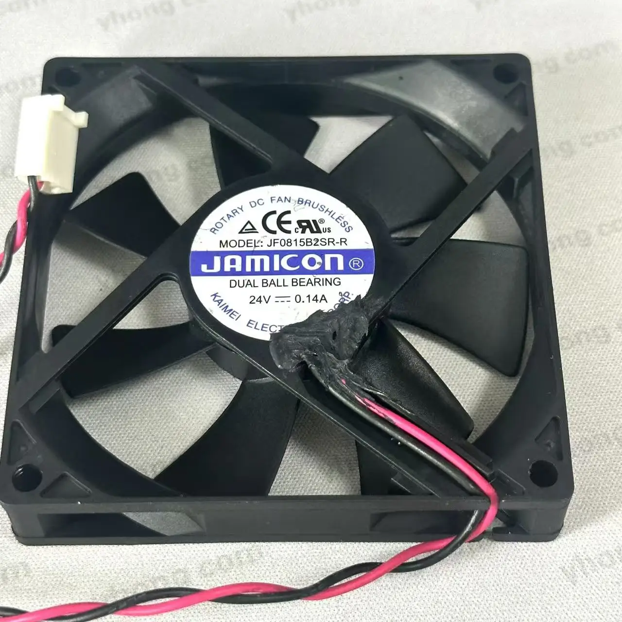 JAMICON JF0815B2SR-R DC 24V 0.14A 80x80x15mm 2-Wire 80mm Cooling Fan