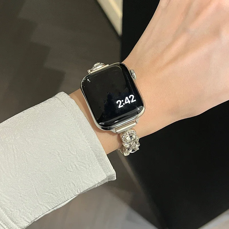 Bling Diamond Zircon Strap para Apple Watch, Pulseira de aço inoxidável para senhoras, IWatch 9, 8, 7, SE, 6, 5, 4, 44mm, 40mm, 42, 45, 41, 49