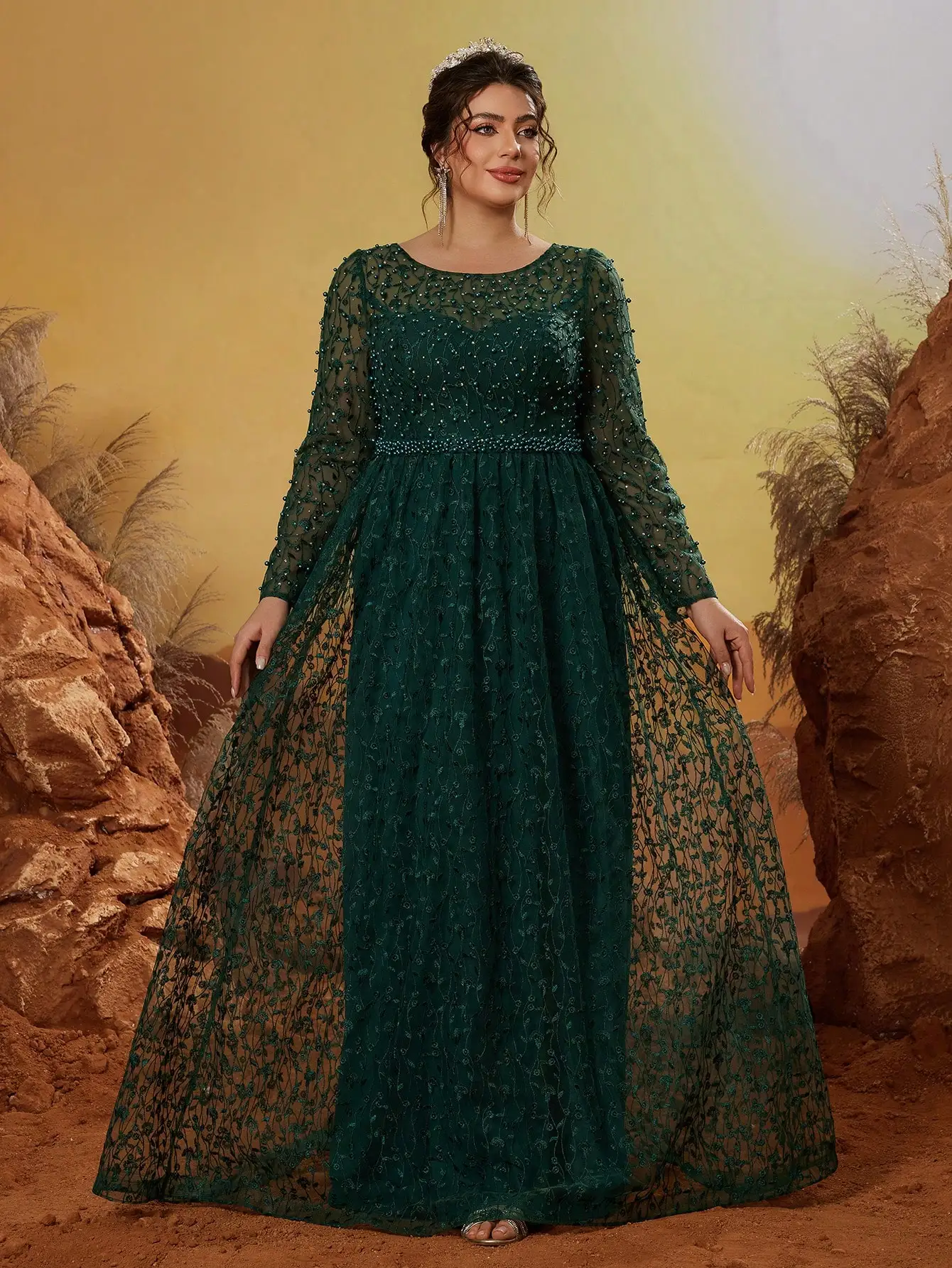 

Высококачественное вечернее платье Anpokt с круглым вырезом, вышитым кружевом, стразами и бусинами, с длинными рукавами.