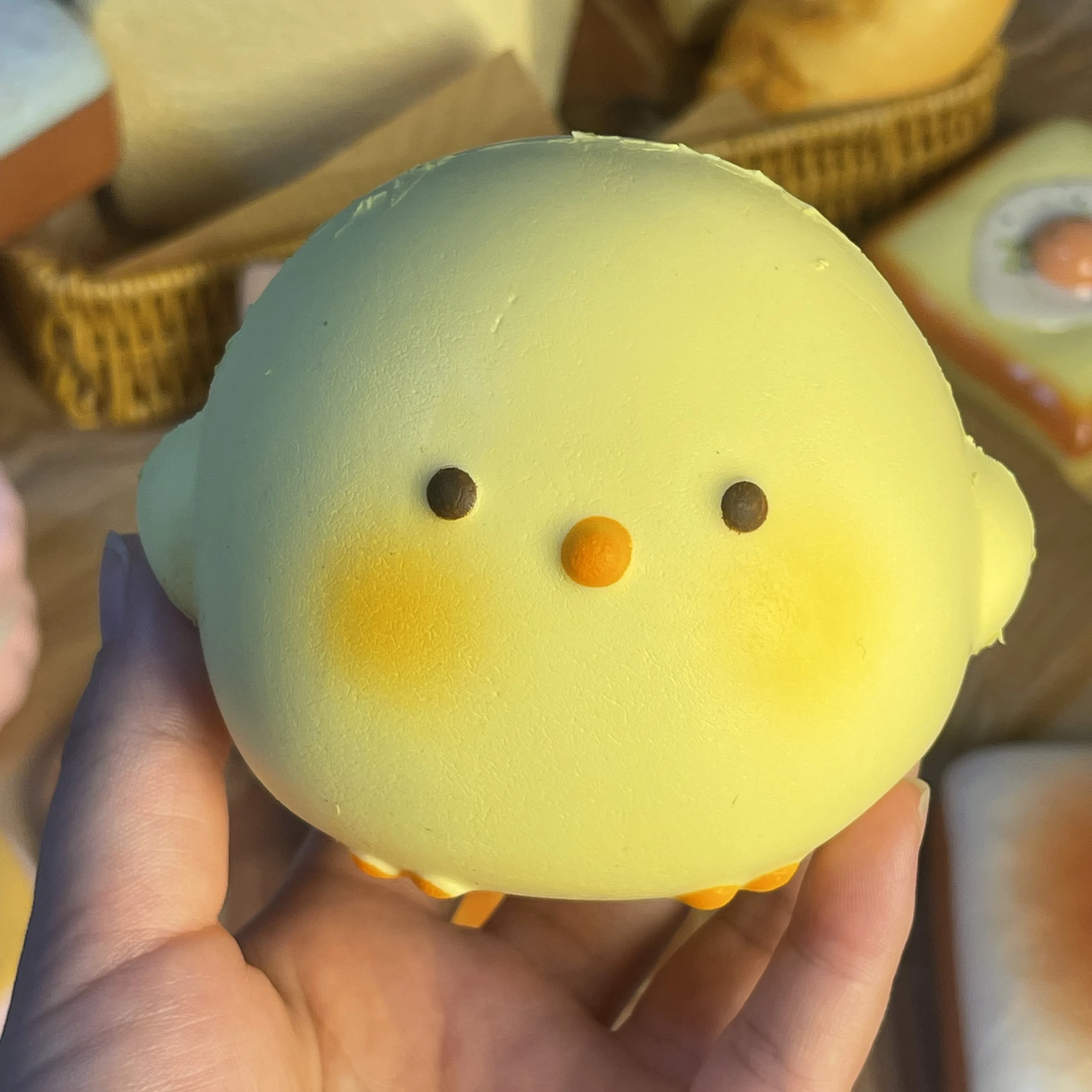 

Милая гигантская игрушка-цыпленок Squishy: медленно восстанавливающая форму, антистрессовая и сенсорная игрушка-антистресс для детей и взрослых, снимающая тревогу, СДВГ, аутизм