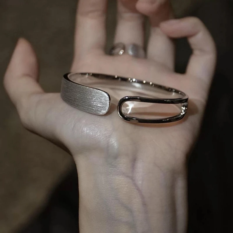 2026Silver Matte Brushed Geometric Bangle and Ring Set Minimalist Openwork Jewelry Set for Women