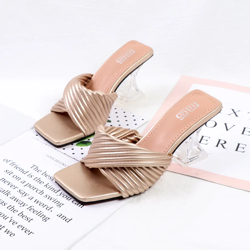 

2022 new outdoor soft leather high-heeled sandals square head Transparent crystal heel women's slippers fashion women's shoes