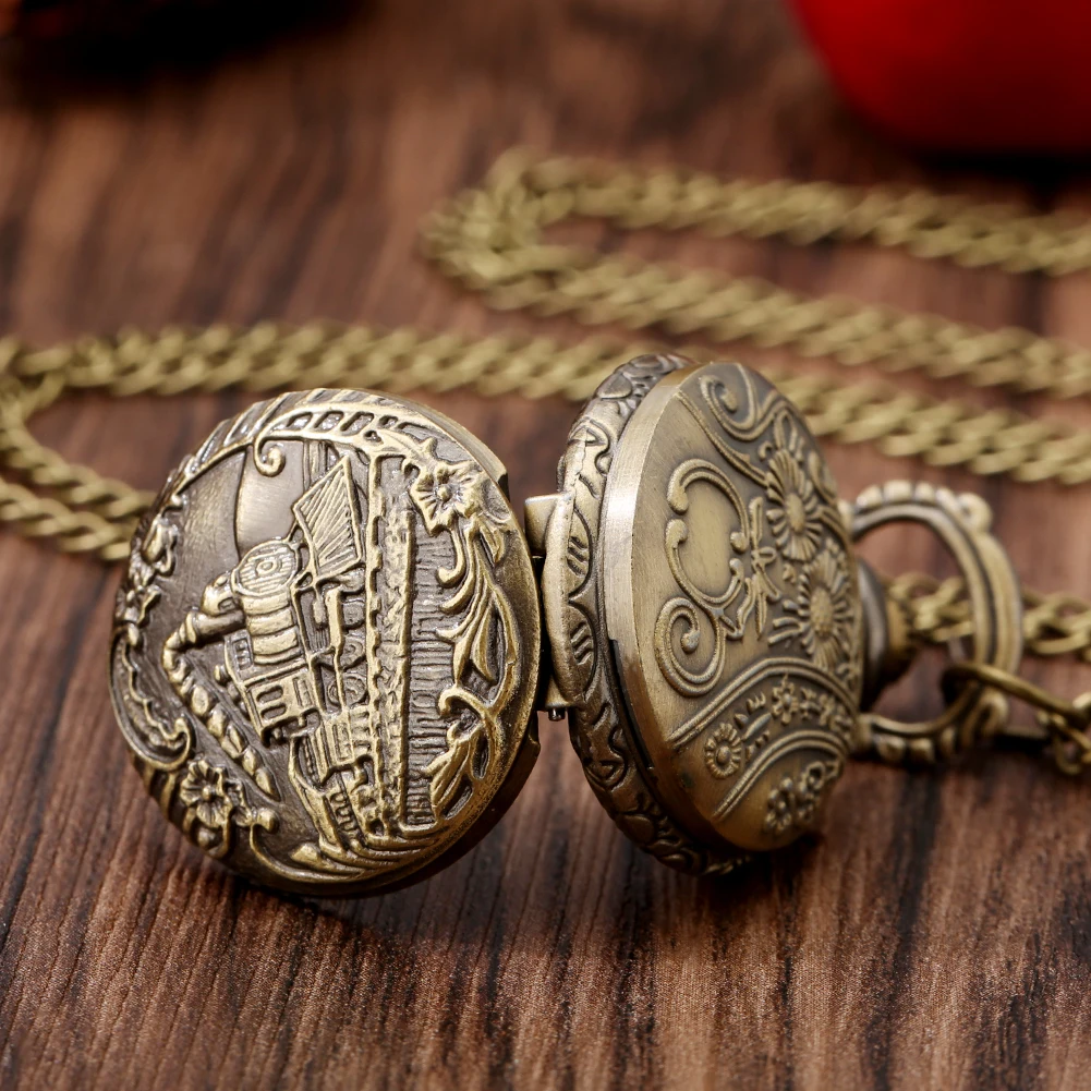 Small Bronze Steam Train Necklace Pocket Watch Gift Men Women Quartz Arabic Numerals Dial Vintage Fashion Pendant Timepiece