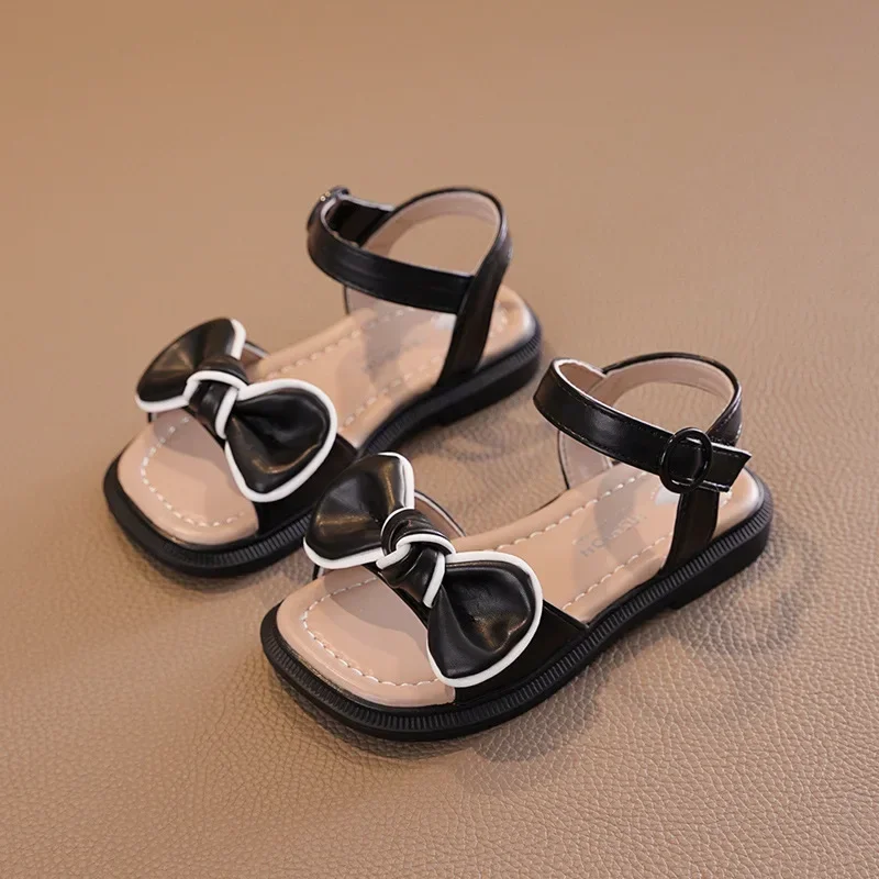 Kinder Sommers andalen Mode süße Bowknot Mädchen Schule kausale flache Sandalen vielseitige Kinder weichen Boden Strands chuhe Open-Toe