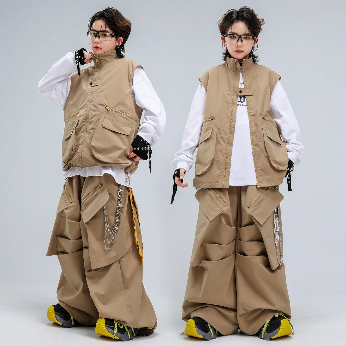 

2026 Children Hip Hop Dance Costumes For Boys Khaki Loose Kpop Outfits Girls Modern Jazz Dance Performance Stage Wear DQS22334