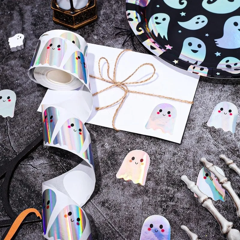 500pc Holographic Ghost Stickers Roll Cute Boo Sparkly Self‑Adhesive Decals Halloween Party Favor Envelope Decor Stickers