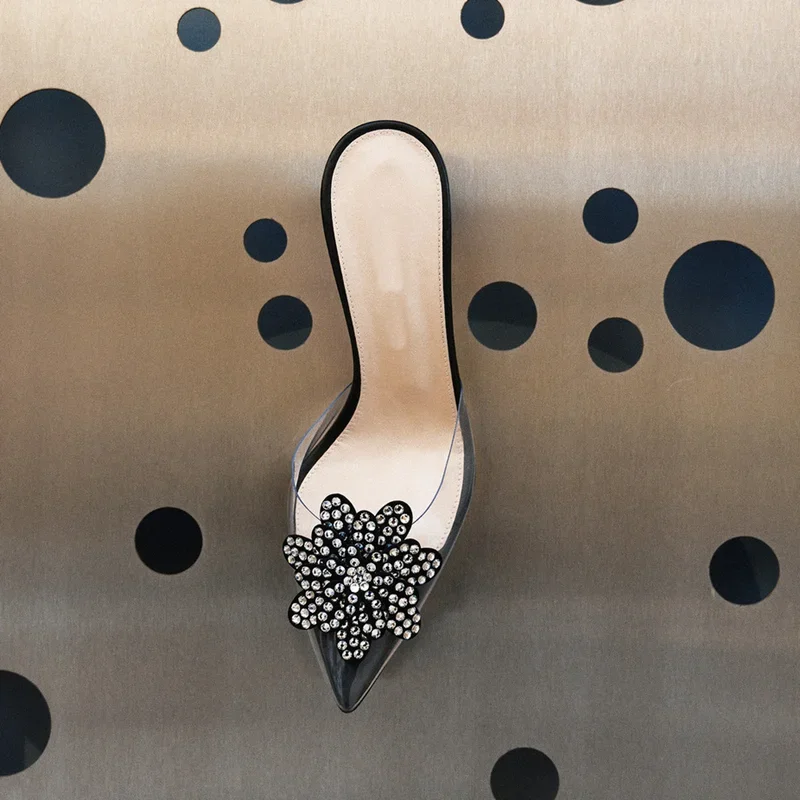 شباشب متقابكة على شكل زهرة كريستال مثيرة بمقدمة مدببة وألوان مختلطة سهلة الارتداء أحذية نسائية عصرية على الموضة