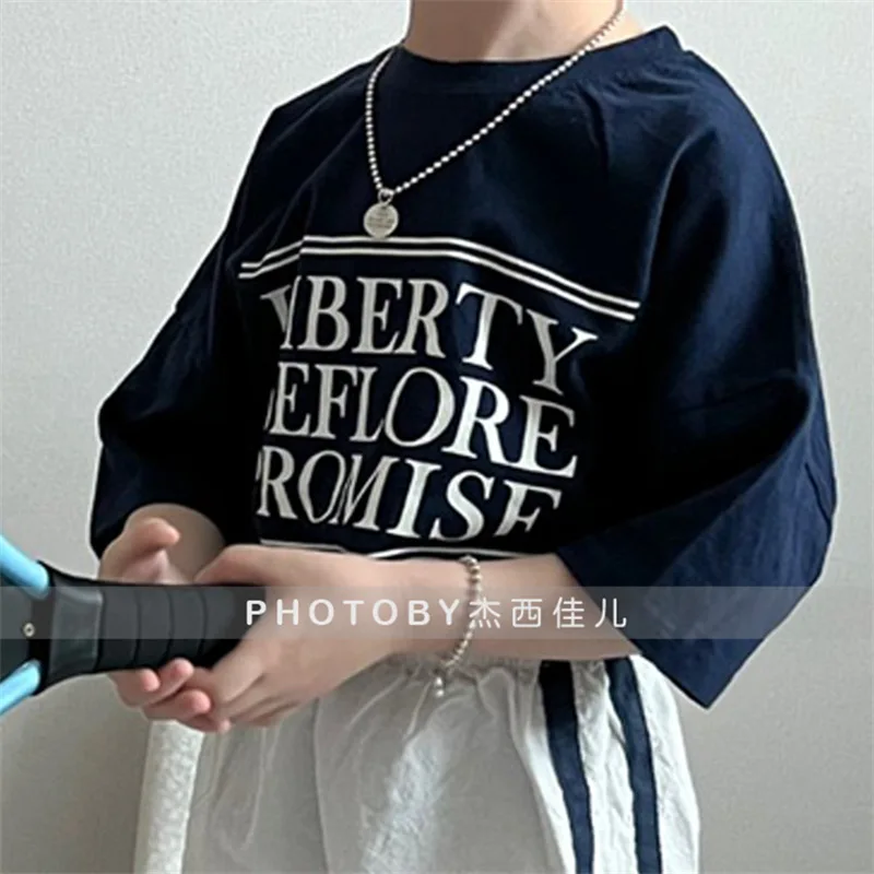 Korean version of boys and girls summer jacket new loose fashion style good for children's casual letter short-sleeved T-shirt