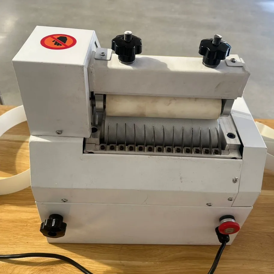 Edge Banding Tape Applicator Hot Melt Adhesive Applicator Automatic Gluing Machine High Temperature Hot Melt Adhesive Applicator