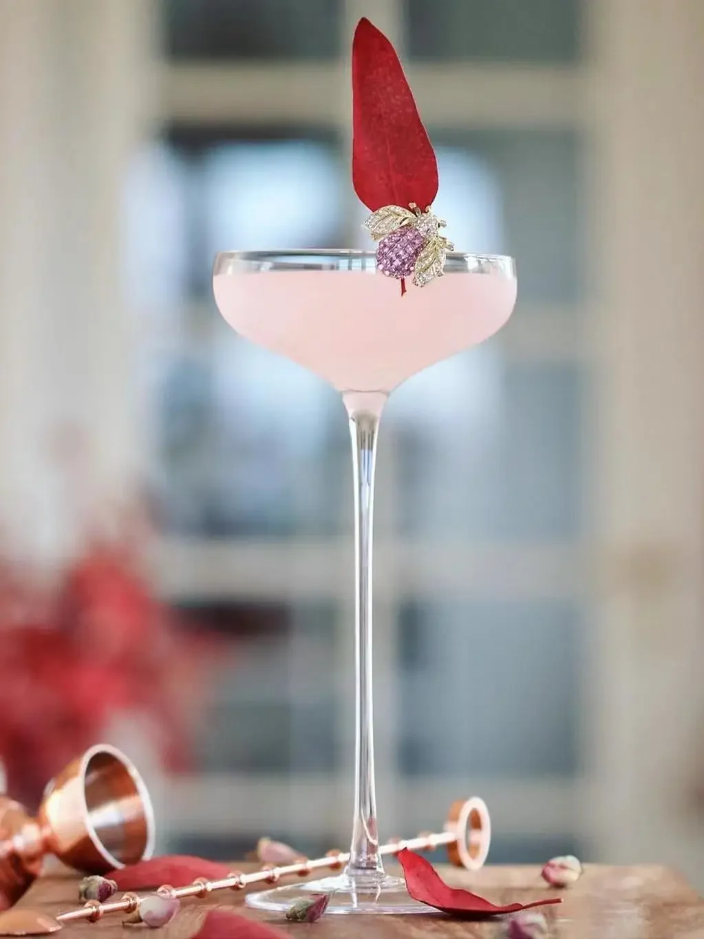 Japanese Style Wide Mouth Martini Glass Bar Cocktail Cup Shop  Shape Creative Drinkware Handmade Crystal Glass Cup