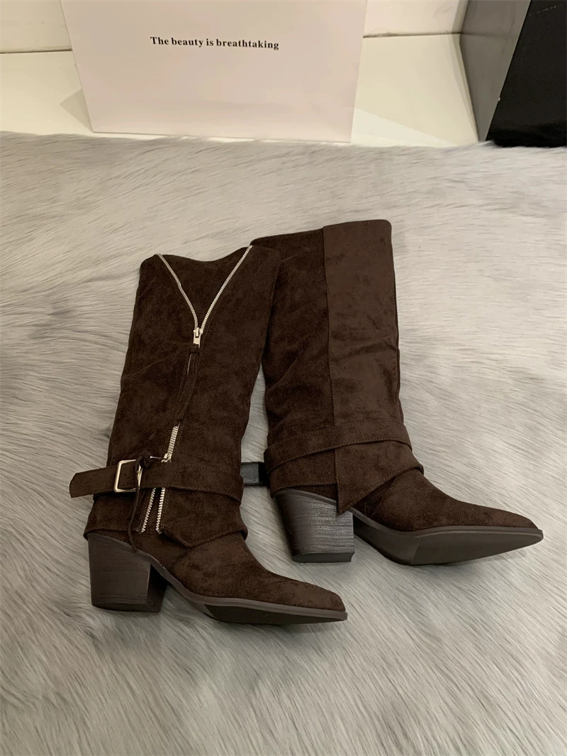 

Retro Suede Boot with Bootie Toe and Suede Long Boot for Women in Autumn and Winter