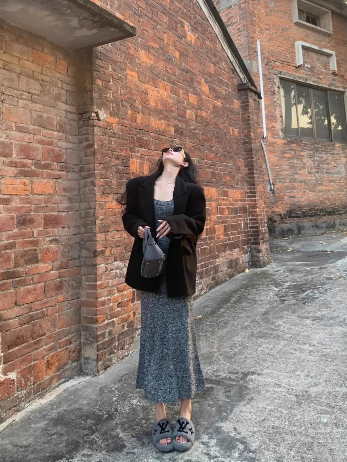 

Knitted Sleeveless Dresses Long Womens Winter Unbuttoned Round-Neck Monogram Light Cuffs Trims Turtleneck Chunky Cinch Petite OL