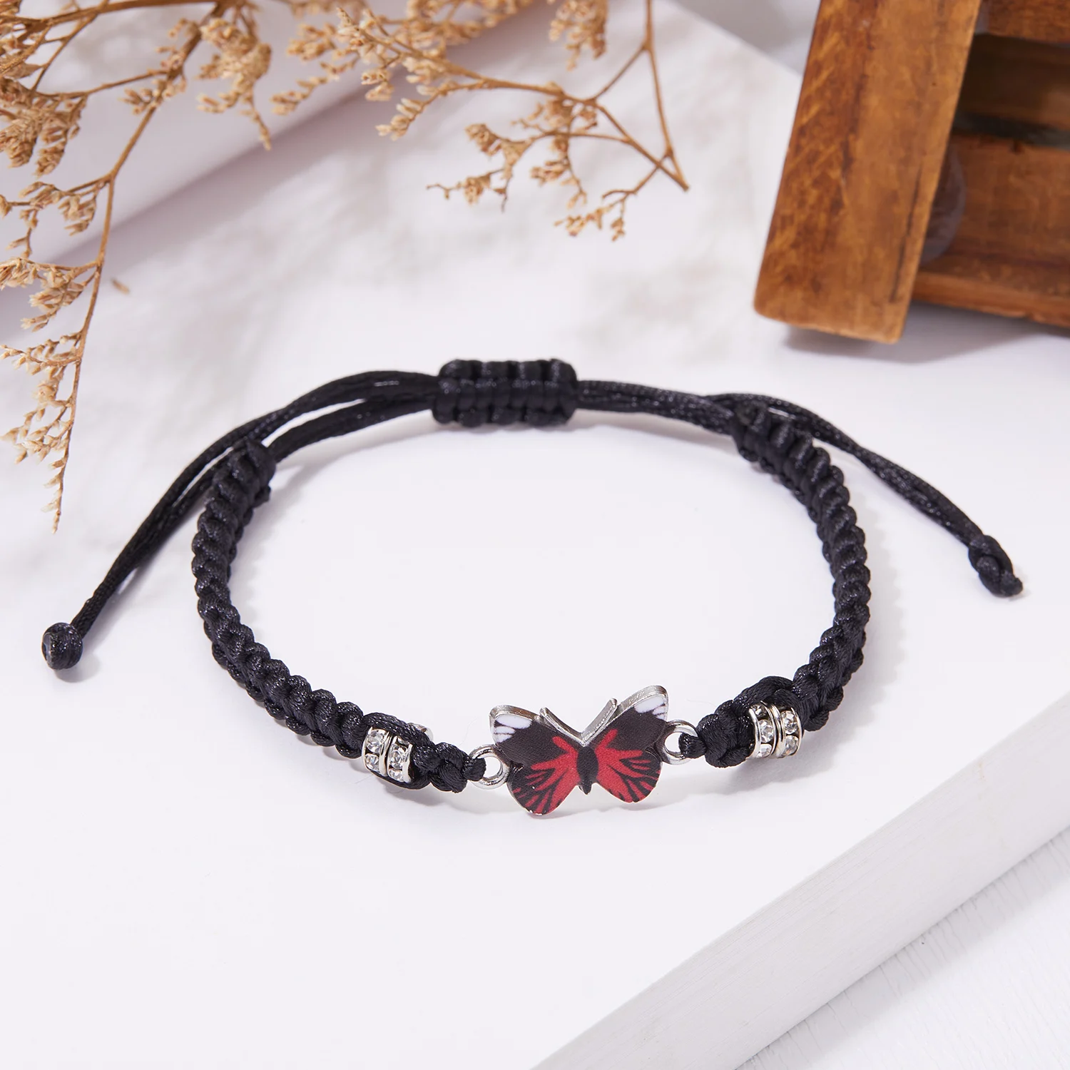 New Simple Handmade Braided String Bracelet For Women Blue Butterfly Adjustable Charm Bracelet Girls Fashion Jewelry Party Gift