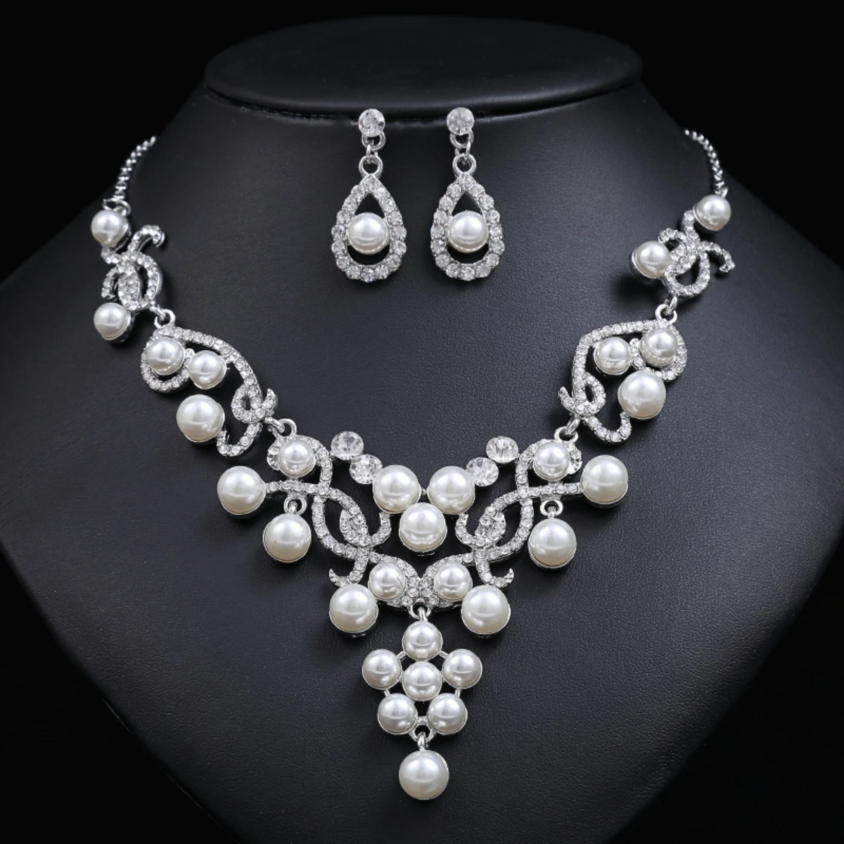 3PC Women\'s Fashion Wedding Season Imitation Pearl Flower Necklace Earrings Jewelry Set Wedding Date Party Holiday Gift-8942