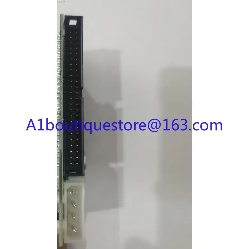 Replace the old hard disk scsi2sd SD card emulator SCSI hard disk, can be inserted with program