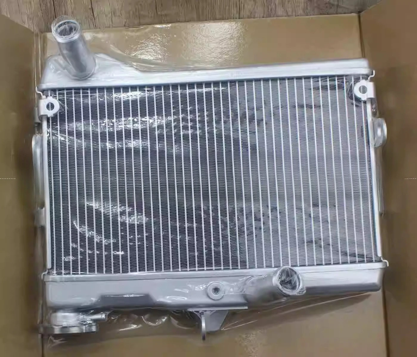 XF2301002-B Radiator Cooler Cooling Fit for FZ07 FZ 07 XSR700 18-21 MT07 2015-2020