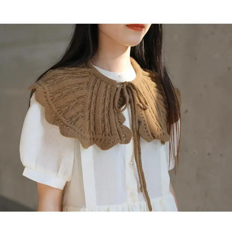 Vintage Knitted Crochet Hollow Fake Collar Women Small Shawl Decorative Fake Collar Women Clothes Accessories Detachable Collar