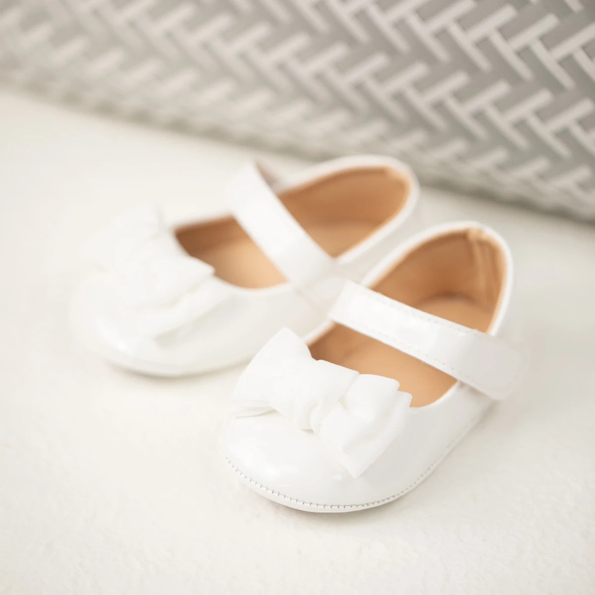 New Baby Shoes Infant Girls Shoes PU Anti-slip Bowknot Classic Fashion Princess Dress Shoess Toddler First Walker Crib Shoes