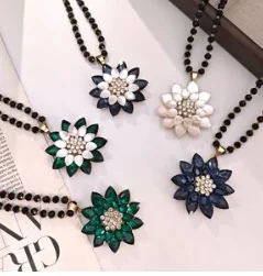 

Ретро историческая модель крестоносцевчины - твердая медь настольное украшение Коллекционный орнамент