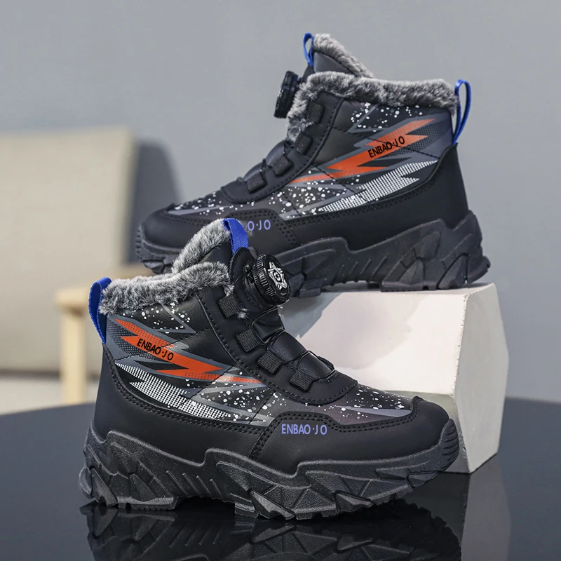 Stivali da neve con fibbia rotante Scarpe da ginnastica alte invernali per ragazza Scarpe da ginnastica alte per bambini Stivali da esterno antiscivolo più in velluto Stivali caldi in cotone per bambini