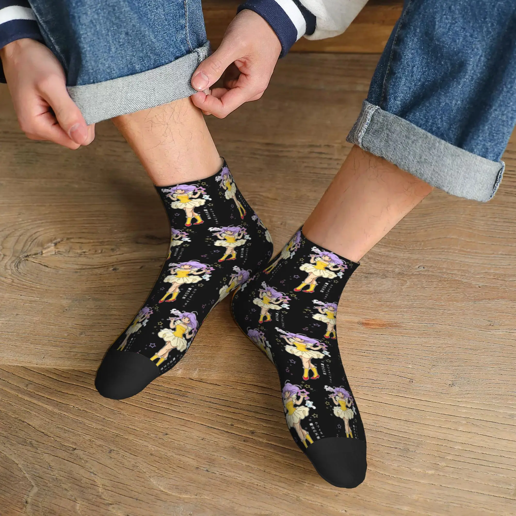 All Seasons Creamy mami Socks Harajuku Super Soft Sport Middle Tube Socks Soft Funny Stockings for Men Women Christmas Gifts