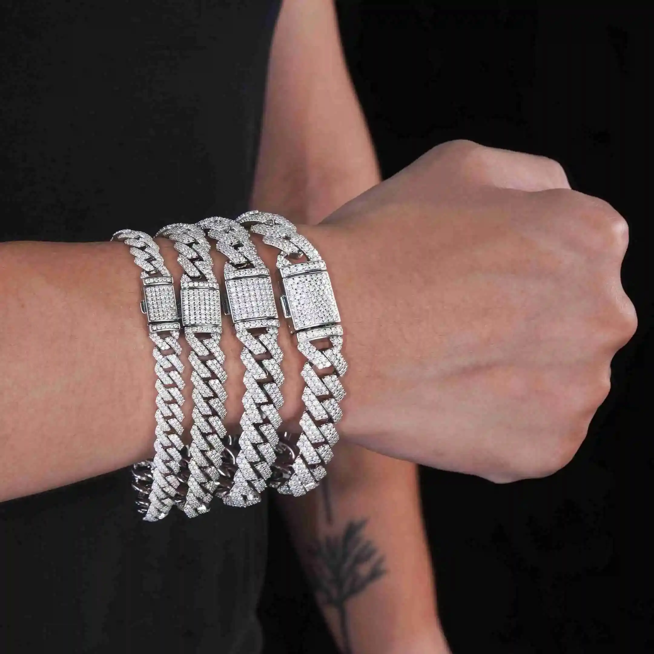 Luxury Hot Sale 10mm Sterling Silver Moissanite Cuban Link Chain Necklace and Bracelet New Type Jewelry.