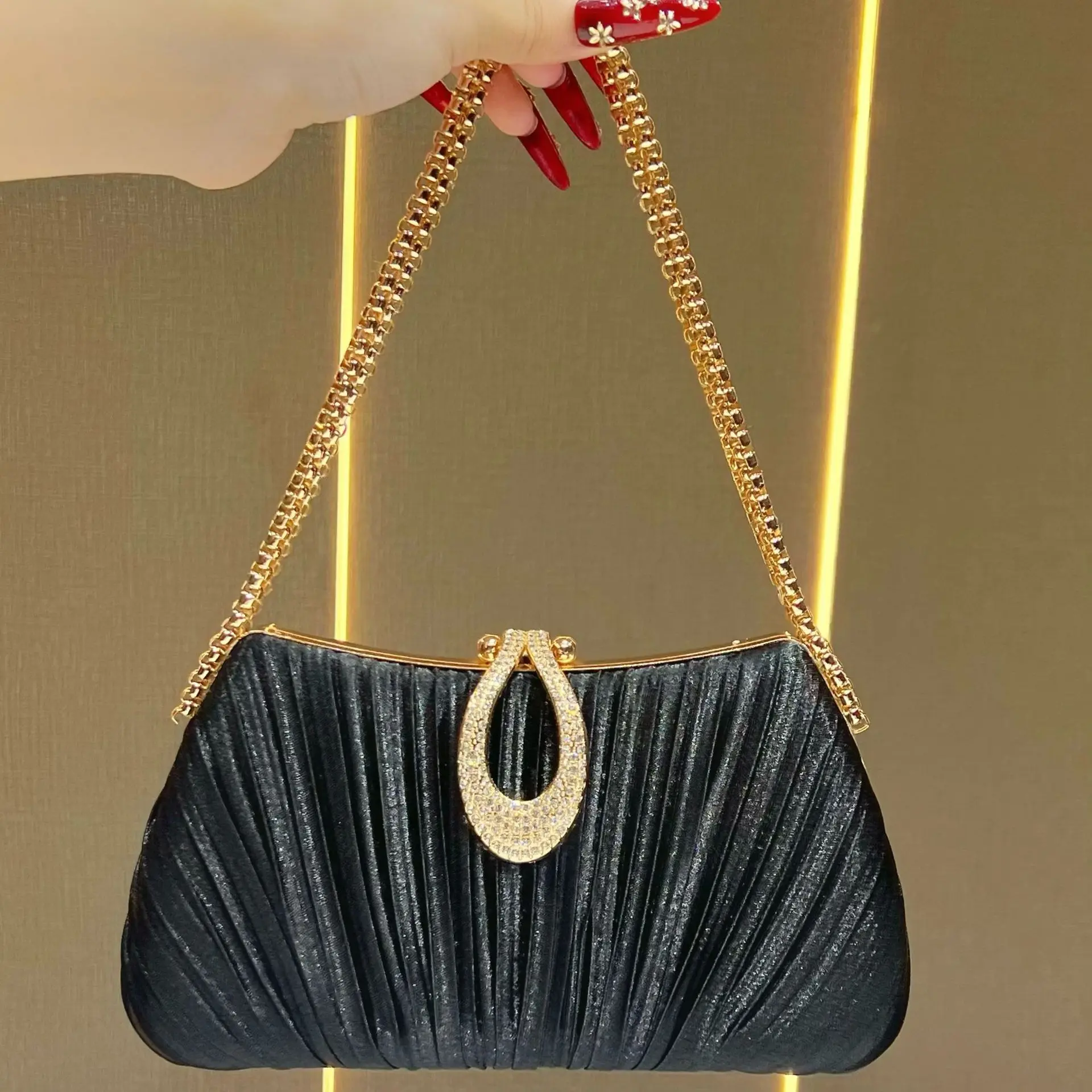 

Pure Color Pleated Evening Bag Simple Versatile Trendy Qipao Dinner Wedding Bride Handbag American Retro Sle Small Size