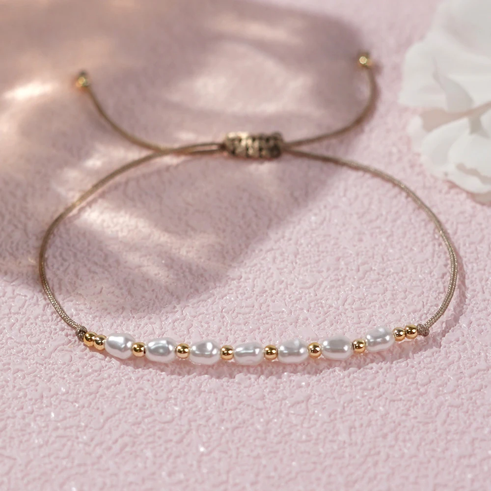 Minimalist Pearl Beaded Bracelet Adjustable String Handmade Luxury Accent Bracelet for Women Dainty Daily Wear Jewelry Gift