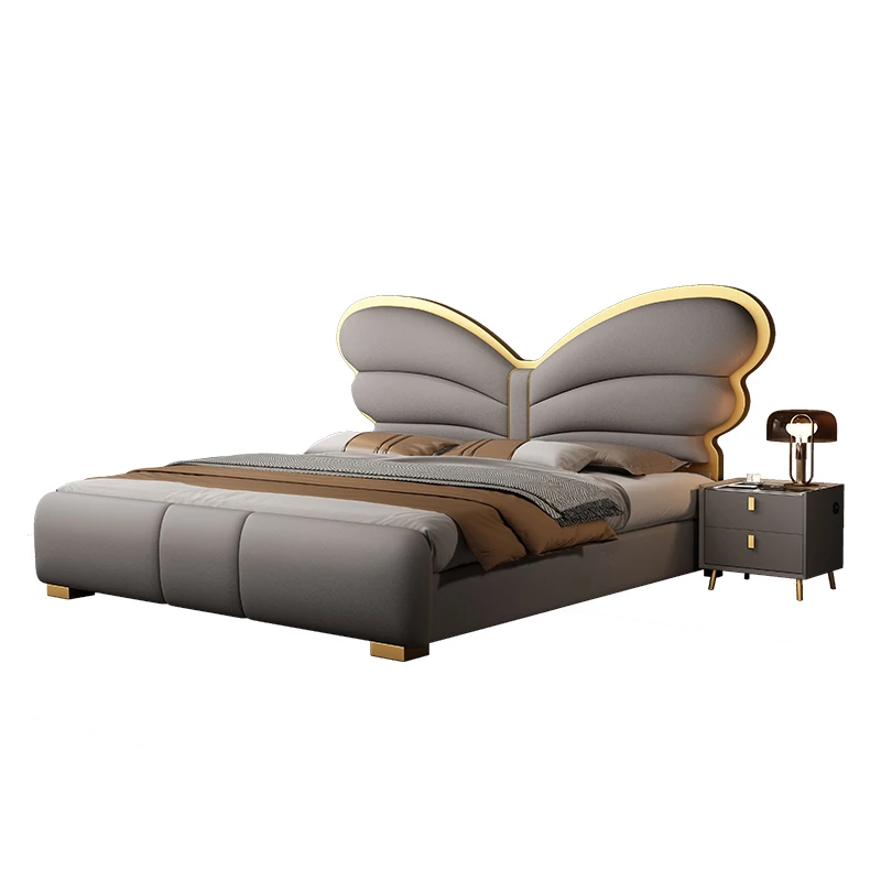 

# Butterfly - Shaped White Leather Bed with Gold Trim Unique Headboard Design Ideal for Stylish Bedrooms