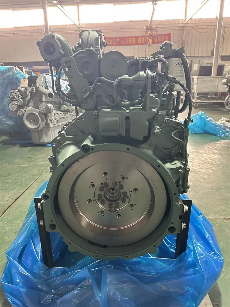 Rebuilt Factory Price 4 Stroke 73kw Vovo D4D Diesel Engine Assembly