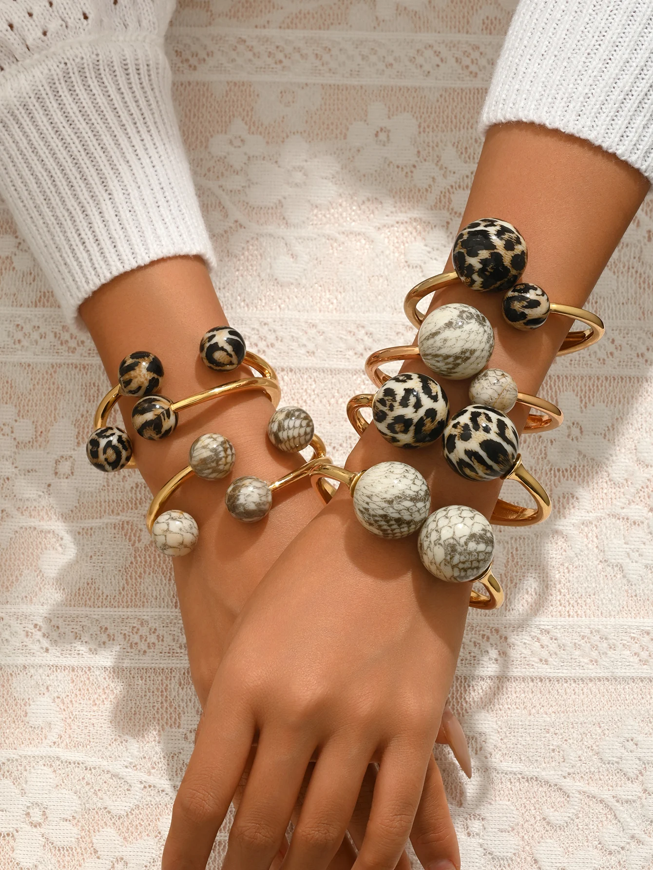 Women's Fashion Vintage Gold Metal Open Bracelet Leopard Print Marble Texture Chunky Bead Cuff Bangle Daily Wear Accessory Gift