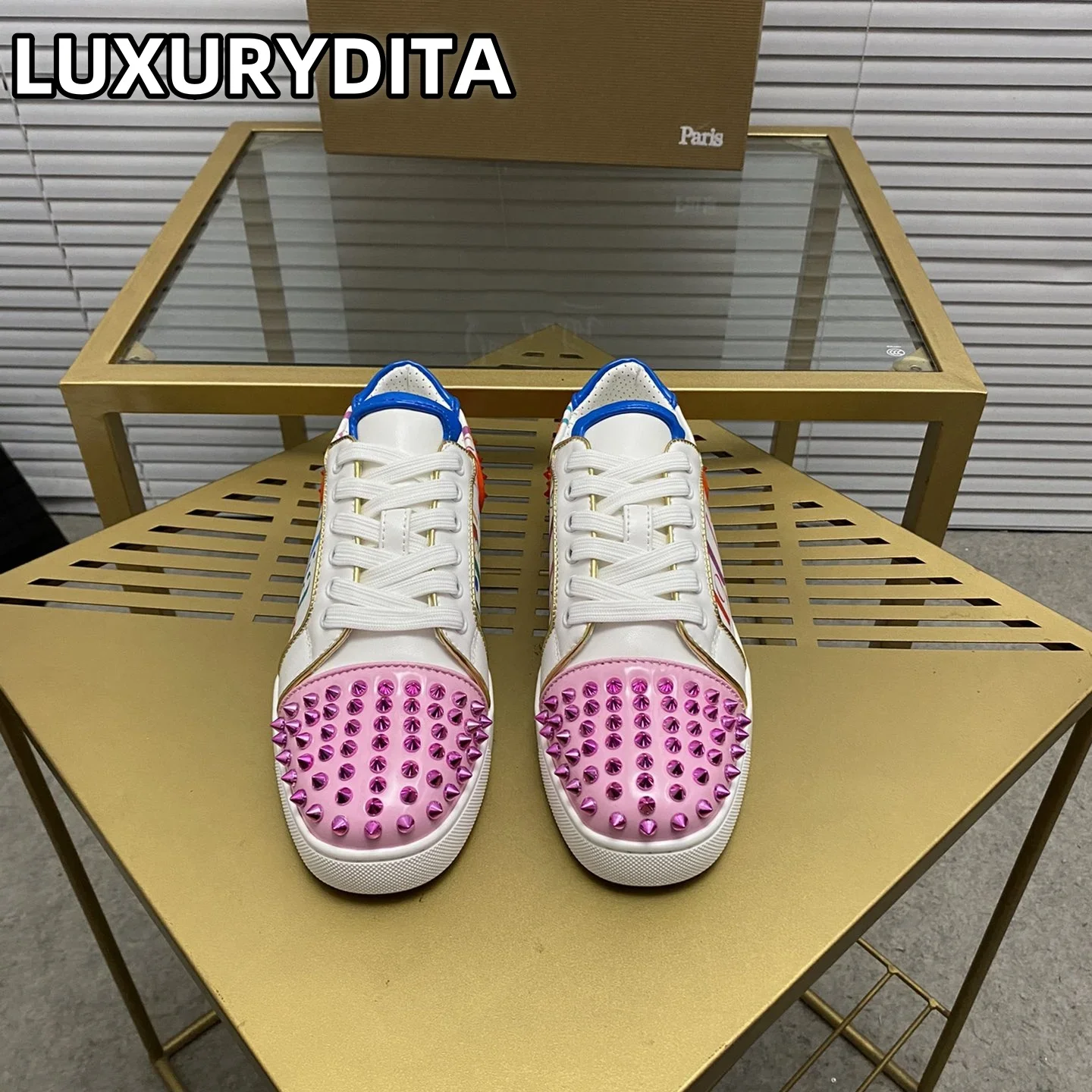 

Top Quality Womens Trendy Casual Tennis Shoes Luxury Mens Real Leather Sneakers 35-48 Designr Rivet Red Sole Lovers Shoes M0108