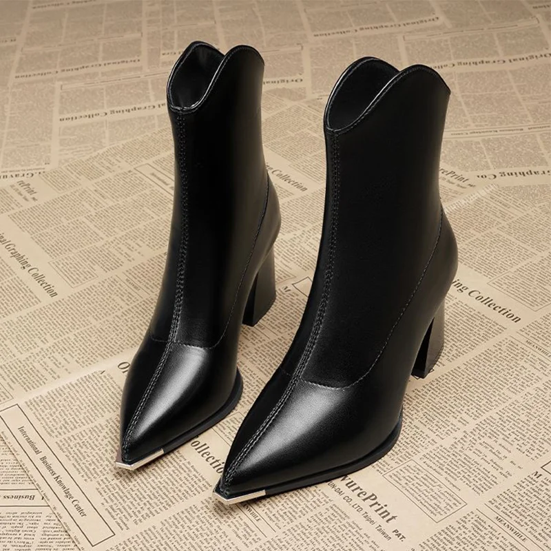 Botki damskie na wysokim obcasie Szpiczaste buty damskie 2025 Zimowe botki Chelsea Nowe krótkie pluszowe czółenka Eleganckie Mujer Botas