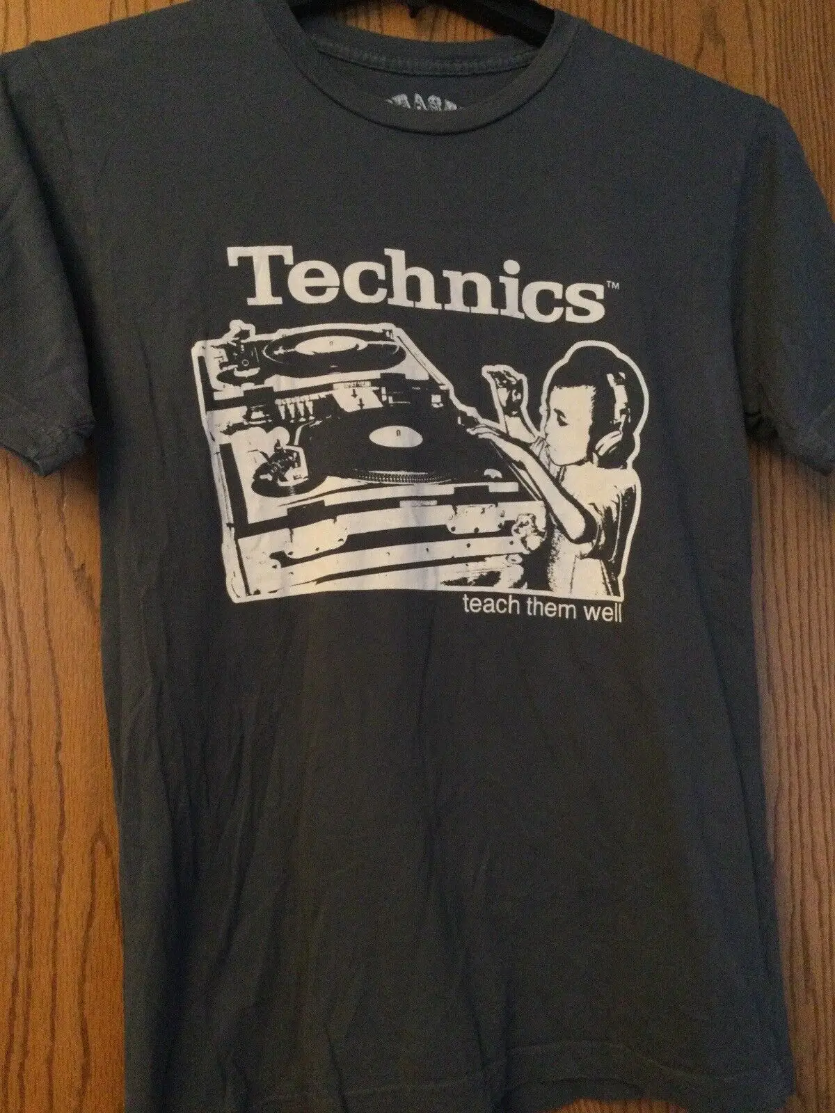 Technics - “Teach Them Well” (Boy As Dj) - Gray Shirt - S - Chaser