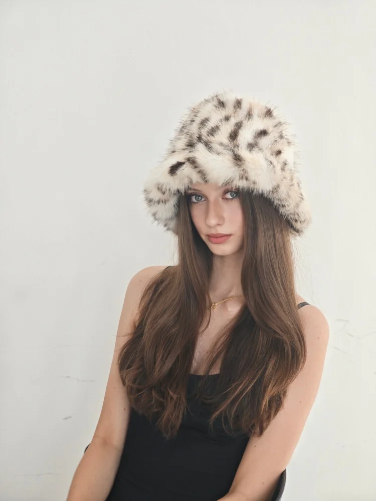 여성용 인조 모피 레오파드 프린트 버킷 햇 - 따뜻한 겨울 패션 액세서리, 동물 무늬가 있는 부드럽고 푹신한 모자, 스타일리시하고 멋진