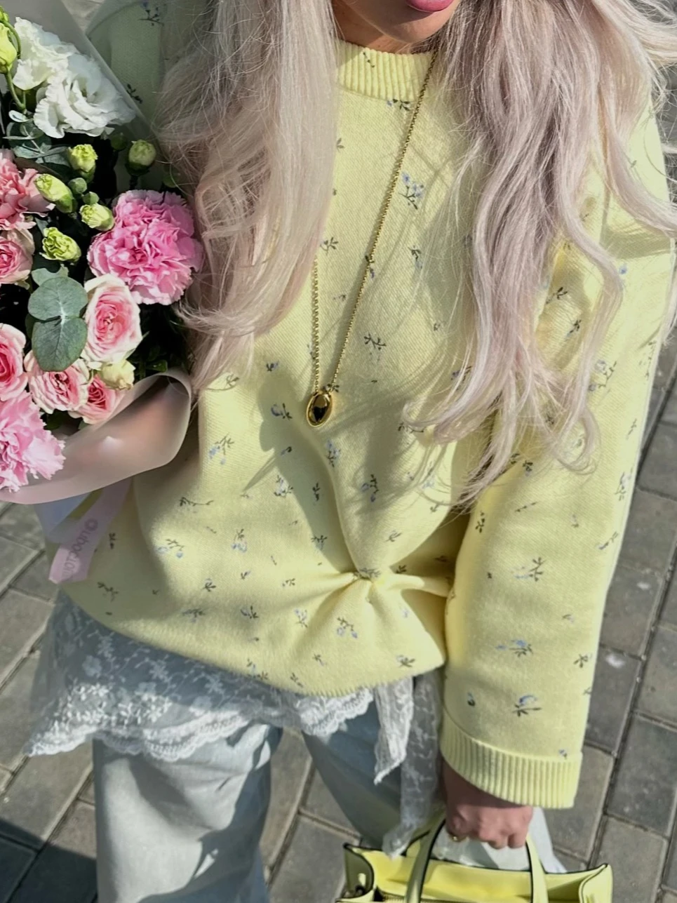 Fashionable Women Casual Flower Yellow Round Neck Sweater Versatile Loose Autumn Long Sleeved Knitted Sweater Soft Top