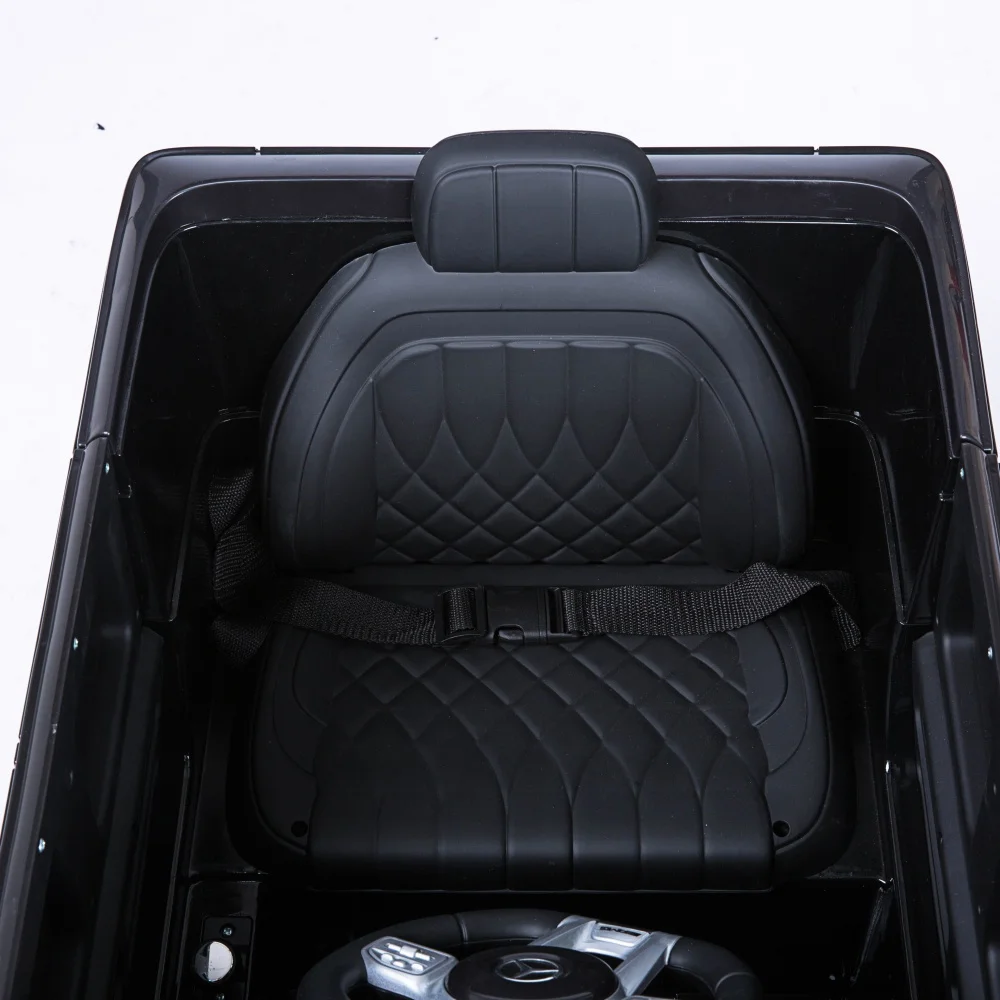 흰색 세련된 전동 어린이 장난감 자동차, 2.4G 무선 조종, 다기능 스프링 서스펜션, 야외 안전 탑승 차량