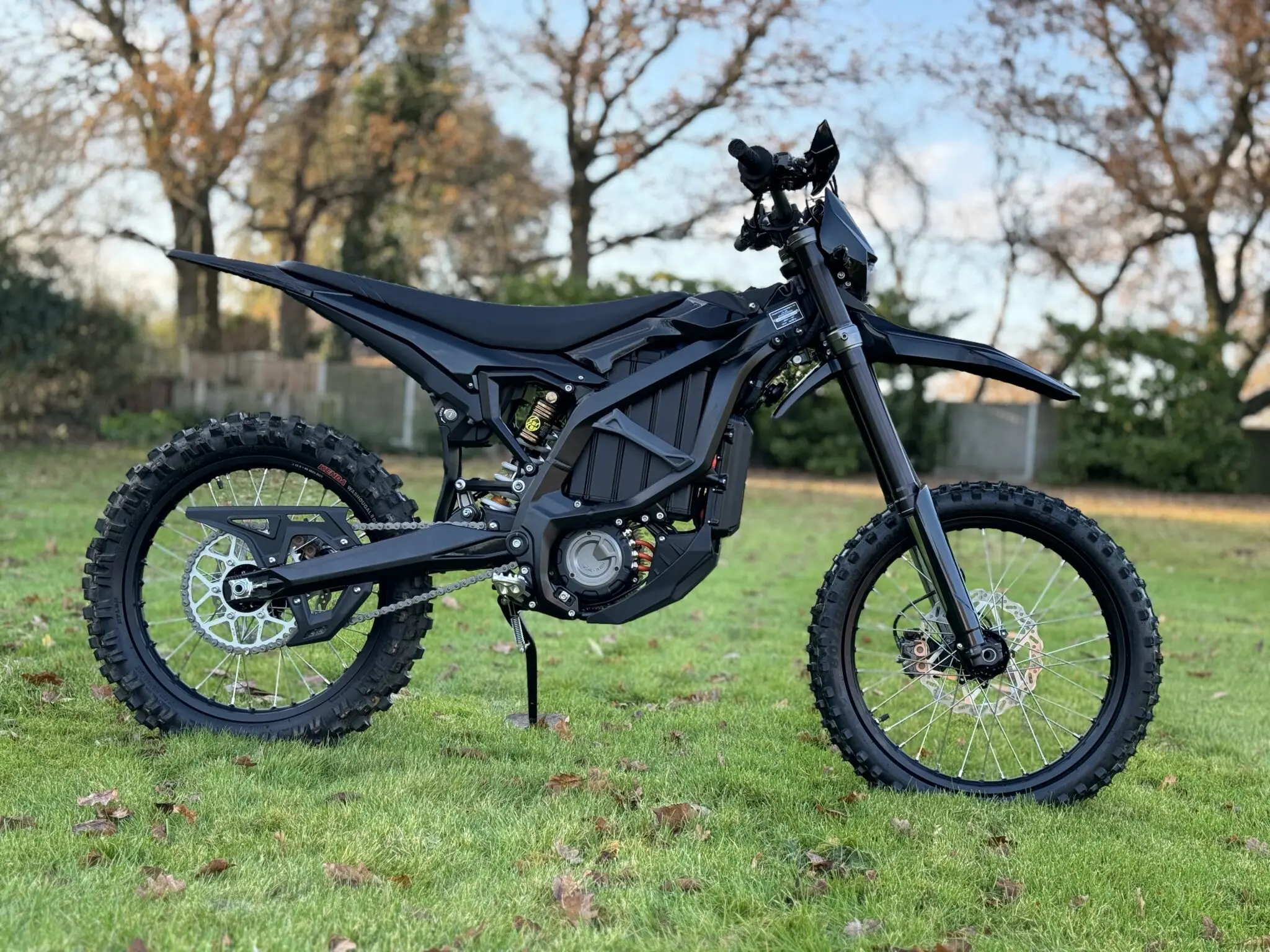 2025 UltraBee Carbon Edition Powerful Lithium Battery Mid Drive Electric Dirt Bike Motorbike for Sale