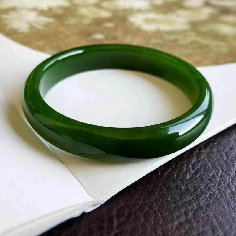 

Women's wide bracelet spinach green natural bracelet classic elegant women's bracelet