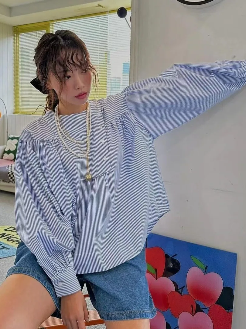 

Свободный крой Blue Doll irt Женский модный круглый Ne irt Корейский Sle Bubble Sve Stripe Pattern Повседневный irt